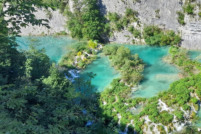 Day Tour To Plitvice Lakes From Zadar - Lower to Upper Lakes: guided walking plus a smart break