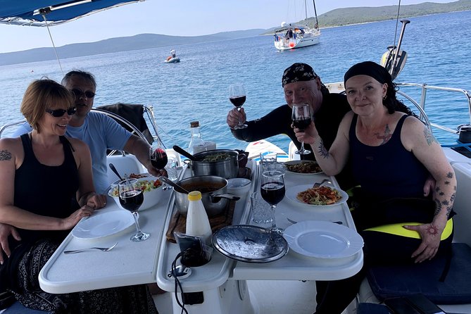 Daysailing & SUP experience - Gear Notes: What You Should Bring