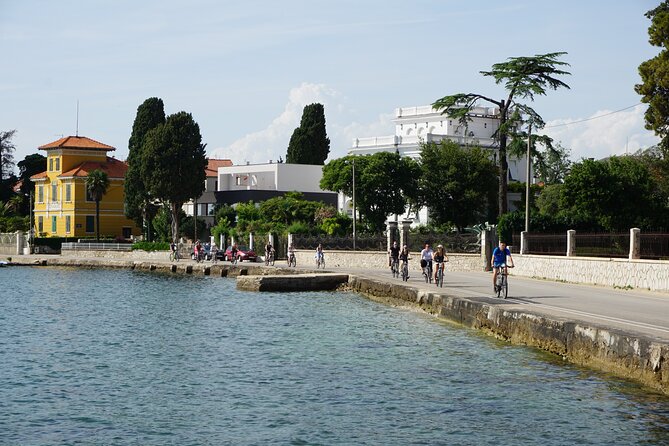 Explore Zadar Bike Tour - Stop 1: The Sphinx of Zadar (Big Symbol, Clear Story)