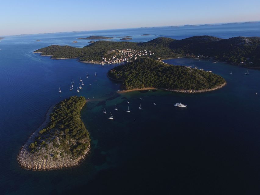 From Biograd: Golden Island of Vrgada Trip with Lunch - Košara pass-by: the short wildlife moment