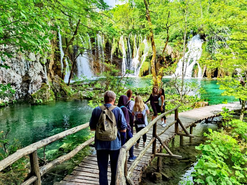 From Split/Trogir/Omiš: Plitvice Lakes Guided Group Tour - First arrival: what the park setup means for your day