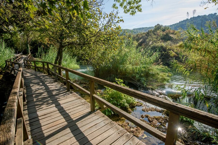 From Trogir, Seget & Okrug: Krka Waterfalls Gastro Tour - Who this tour is best for