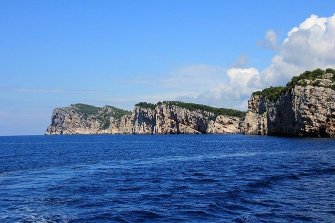From Zadar: Kornati National Park Day Trip with Breakfast & Lunch - The boat experience: two decks, long day, and a lot of sun and salt