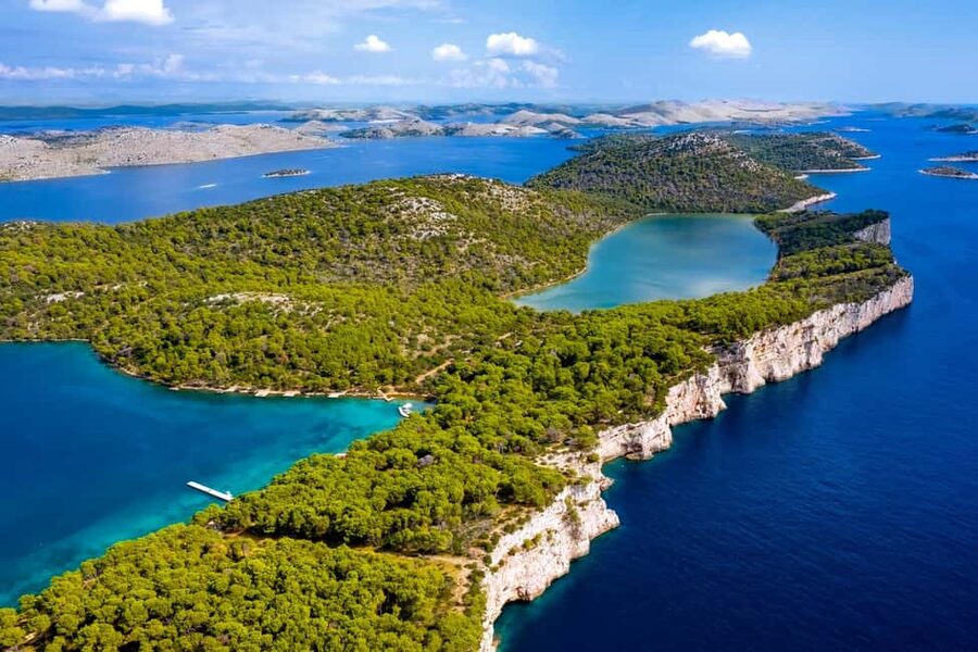 From Zadar: Kornati National Park & Telašćica Boat Tour - Breakfast and lunch onboard: included value, with a “bring snacks” option