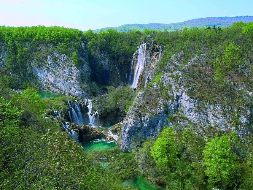 From Zadar: Plitvice Lakes Day Tour - Crowds at Plitvice: how to keep the day from feeling like a line
