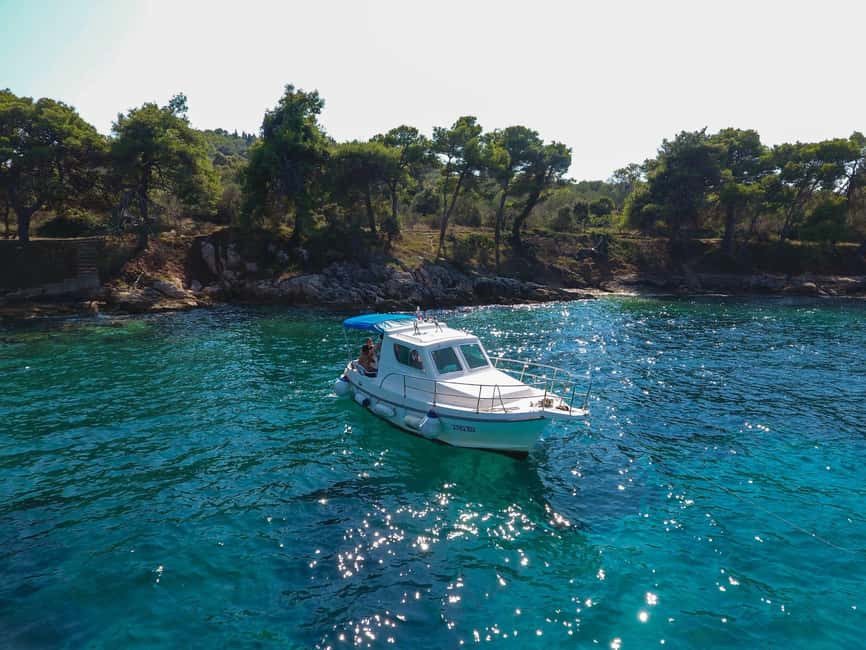 half day group speedboat tour of the islands around Zadar - Stop 3 at Ošljak: one hour of swim-and-snorkel time