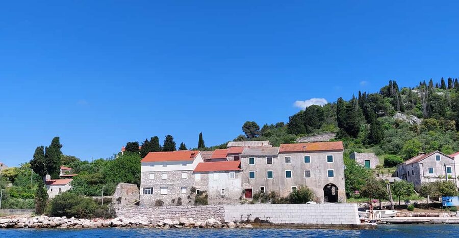 Half-day speedboat trip from Zadar with drinks - What the Friendly Guide Experience Adds to Your Day