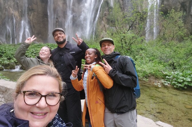 Plitvice Lakes Day Tour from Zadar, Simple and Safe - Comfort and crowd reality: where the day can slow down