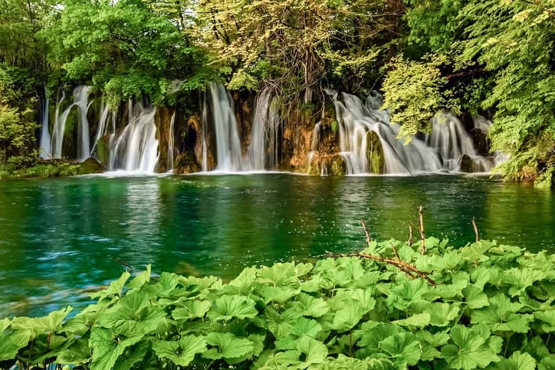 Plitvice Lakes: Guided Walking Tour with Train and Boat Ride - When this tour is the right move (and when it’s not)