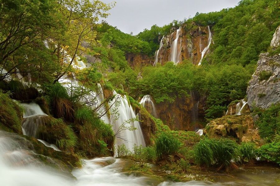 Plitvice Lakes Private Guided Tour - Plitvice’s waterfalls feel bigger with a guide and a plan