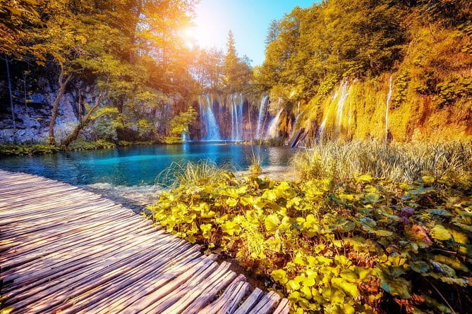 Plitvice Lakes Private Guided Tour from Zadar - Zadar to Plitvice, with a driver who keeps the day moving