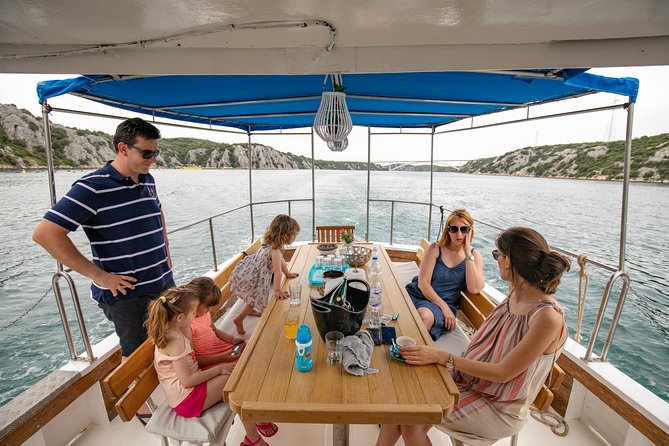 Private Gastro gourmet tour by Dot@ boat - Stop 3: Kornat Island church and fortress time