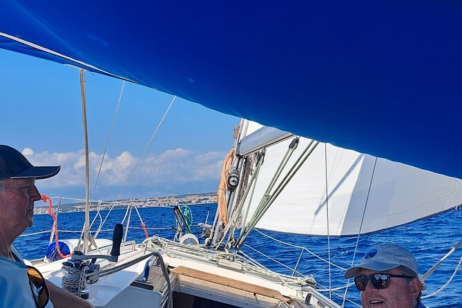 PRIVATE Romantic Sunset Boat Tour Zadar with Local Wine 1,5h - Local wine on the water: how the drinks shape the experience
