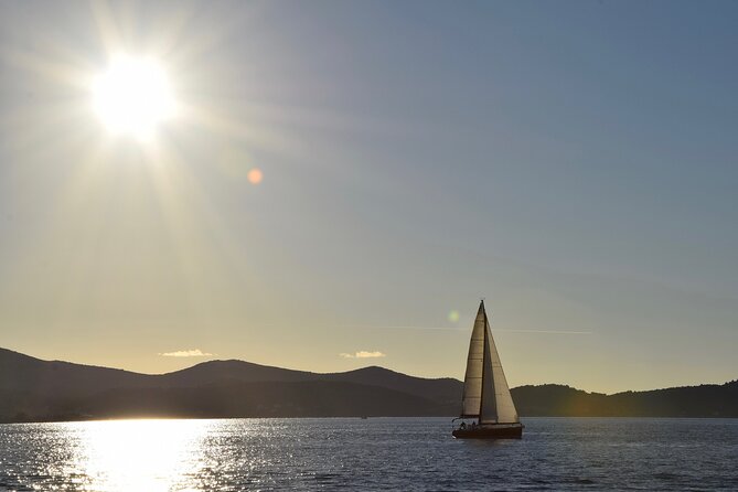 PRIVATE Romantic Sunset Boat Tour Zadar with Local Wine 1,5h - Best for whom: couples, birthdays, and low-stress evenings