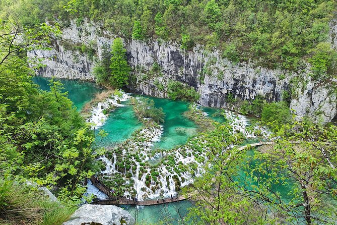 Private Roundtrip Transfer from Zadar to Plitvice National Park - FAQ