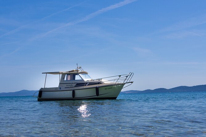 Private Sailing Tours in Zadar Archipelago - Ošljak Island: swim and snorkel time with an easy island feel