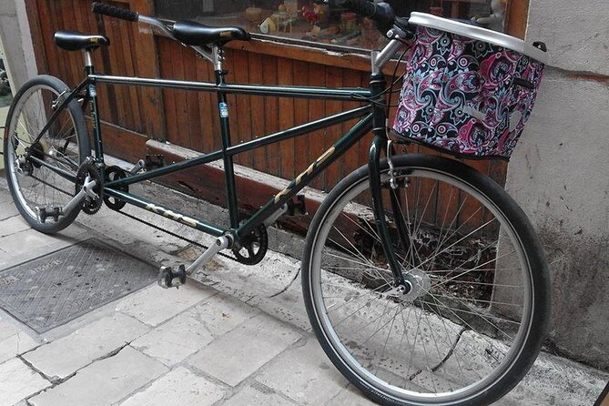 Rent a Bike in Zadar - Helmet, Lock and city map included - Riding out of Old Town: Roman ruins to the coast