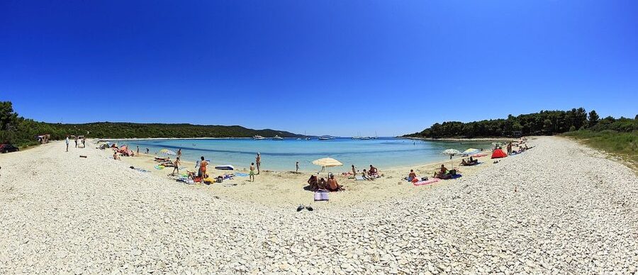 Sakarun Beach Full-Day Guided Tour from Zadar - Stop on the Water: The Catamaran Ride and Island Views