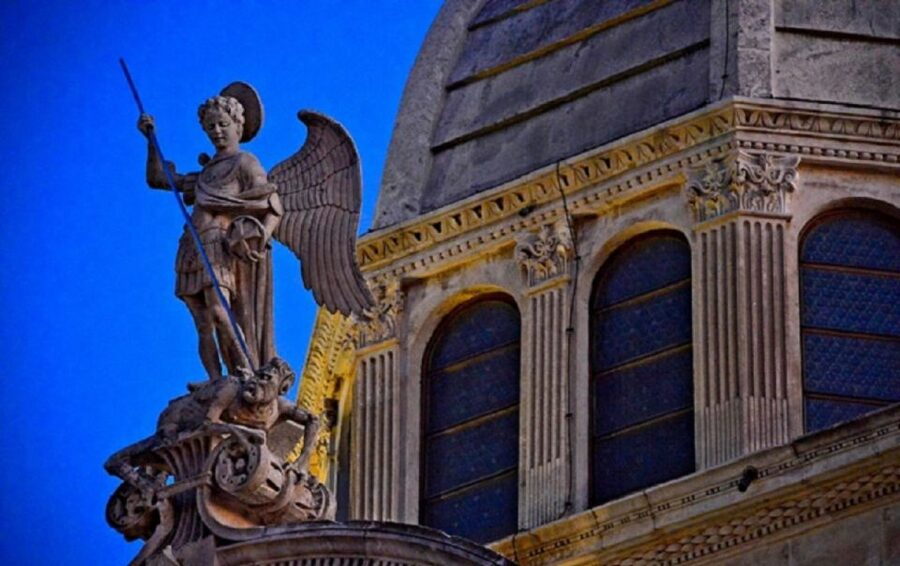 Sibenik: Guided Evening Walking Tour - Key things to know before you go