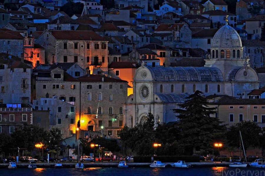 Sibenik: Guided Evening Walking Tour - The Assumption Church and the bell tower memory trick