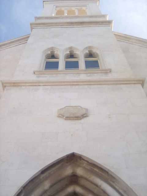 Šibenik walking tour in one hour! - Language and Guide Style: Dario Mikulandra’s Storytelling