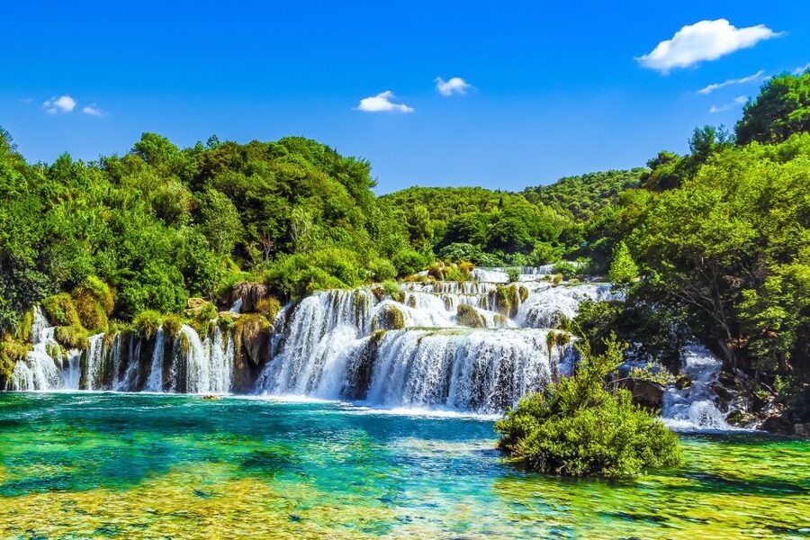 Split: Krka National Park Full-Day Tour with Wine Tasting - Getting from Split/Trogir to Entrance Lozovac (and why that matters)