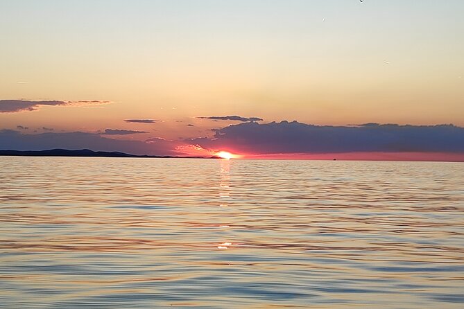 Sunset boat Tour in Zadar - Alcohol on Board and Age Rules (Plus How to Keep It Comfortable)