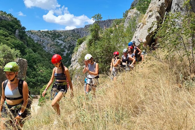 Via Ferrata tour - Čikola Canyon - Safety briefing and gear fitting: the part that makes you feel secure