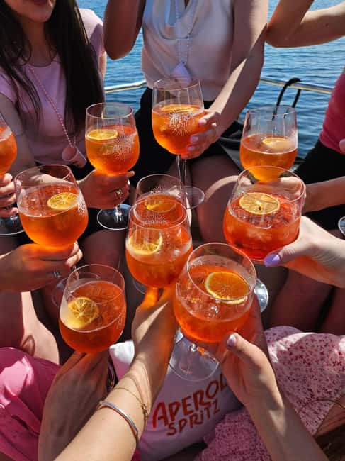 Zadar: 3 Islands Luxury Boat Tour with Aperol Spritz - The human factor: guides make the day feel easy