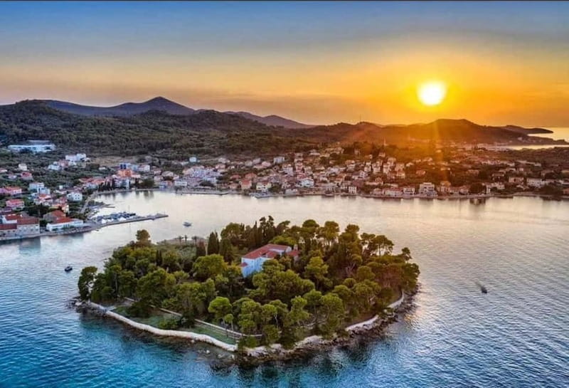 Zadar: 3 Islands SpeedBoat Tour with Snorkeling and Drinks - Why this speedboat route feels like a win in Zadar