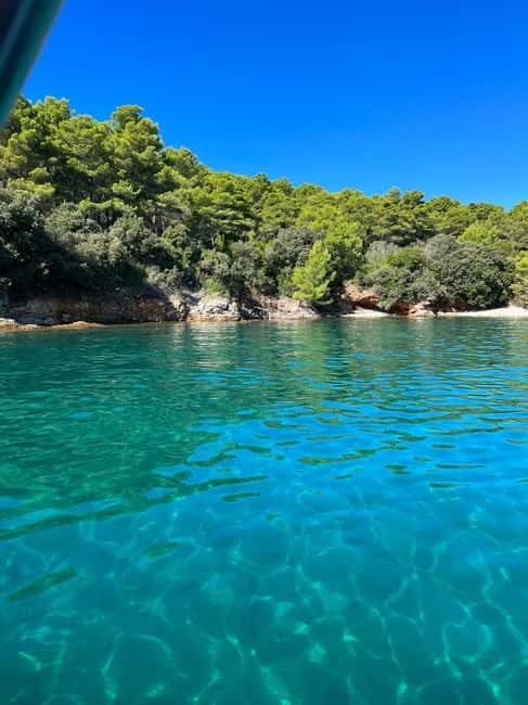 Zadar: 3 Islands SpeedBoat Tour with Snorkeling and Drinks - Drinks on board: more than a nice touch