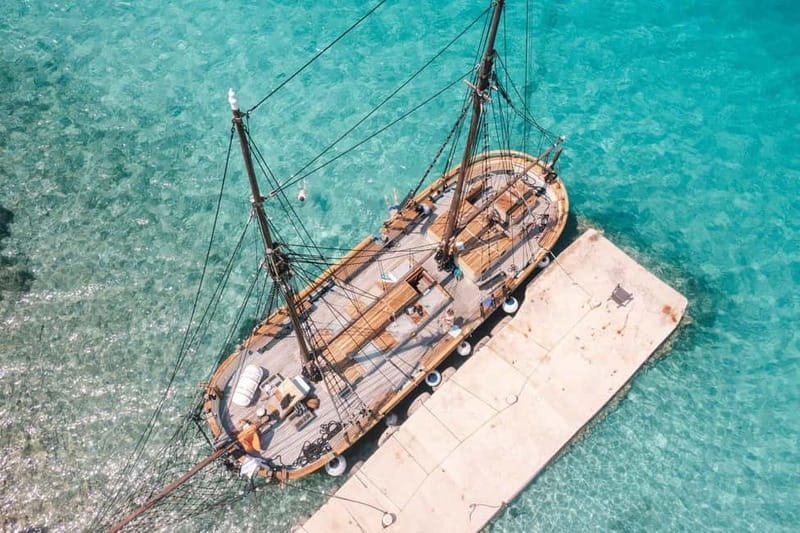 Zadar: Boat Tour with Unlimited Wine & 3 Stops - Stop 1: Kukljica Beach Break (45 Minutes)