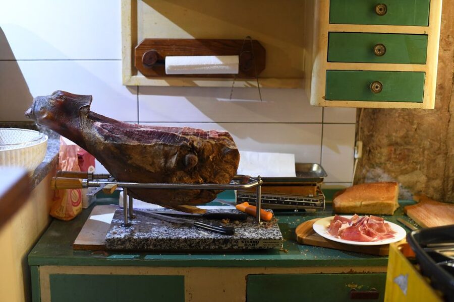 Zadar: Culinary Walking Tour with Food Tastings - Key things to know before you go