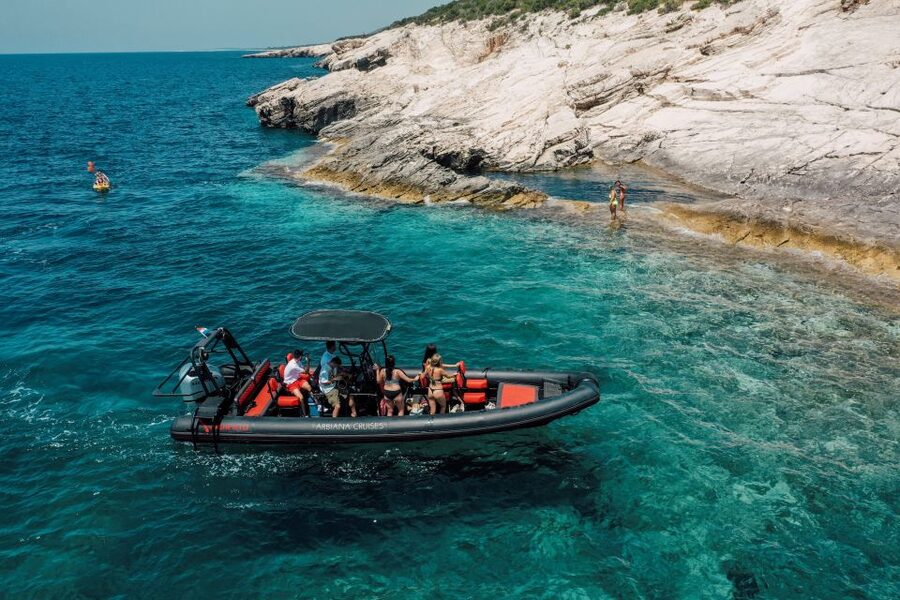 Zadar: Dugi Otok, Kornati Park, Sakarun Beach Speedboat Tour - Lojena Beach in Kornati National Park: Protected Water Moments