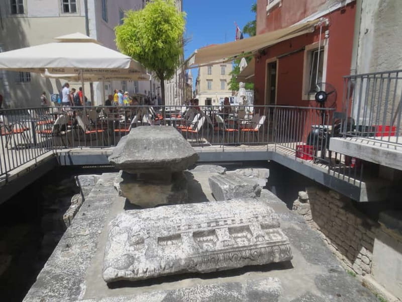 Zadar: Guided Walking Tour - English live guide: getting real context instead of rough guessing
