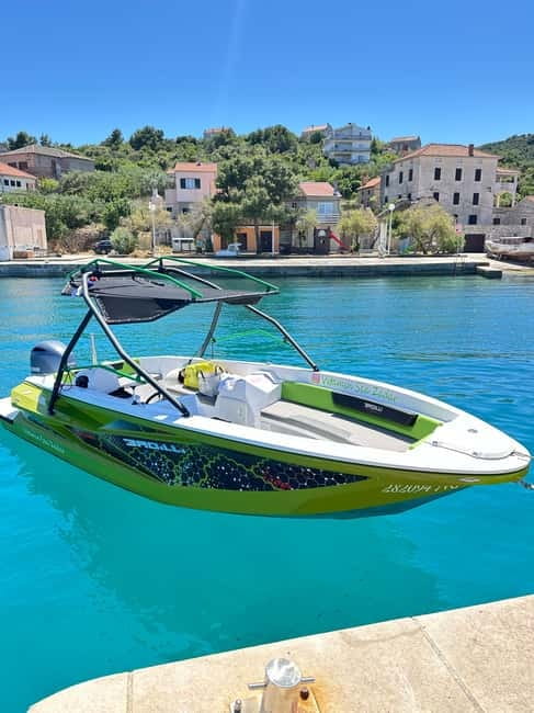Zadar highlights tour - What’s included (and why it matters): skipper, fuel, lifejackets, fruits