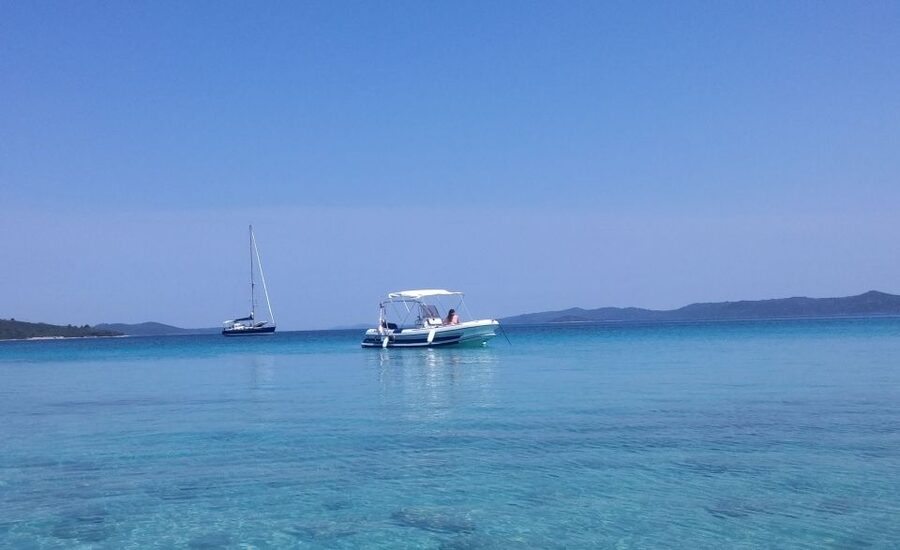 Zadar Islands: Private Hidden Treasures Speedboat Tour - Iž village time: traditional life and lunch if you want it