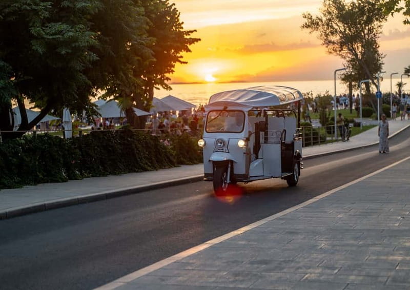 Zadar: Panorama Eco Tuk Tuk Tour - Greeting to the Sun at dusk: solar color show timing