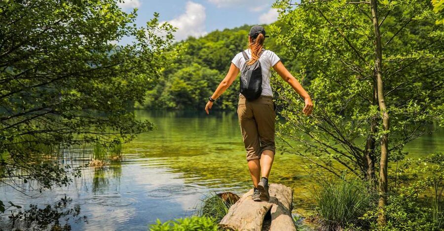 Zadar: Plitvice Lakes Full-Day Guided Tour with a Boat Ride - From Zadar to Plitvice: the 1h 45m drive that pays off