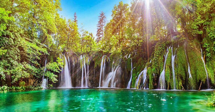Zadar: Plitvice Lakes with Boat Ride and Zadar Old Town Tour - Key things that make this tour worth it