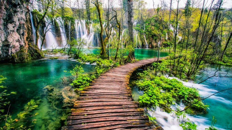 Zadar: Plitvice Lakes with Boat Ride and Zadar Old Town Tour - Who this tour is best for (and when to choose differently)