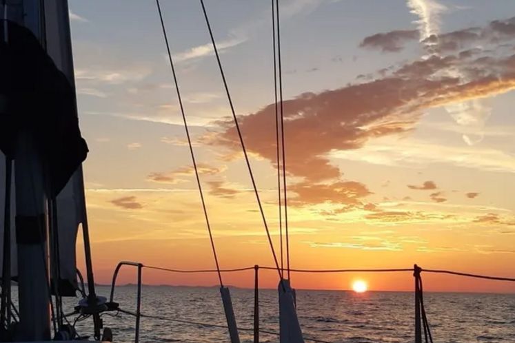 Zadar: Private Sunset Sailboat Tour with Drinks - The Wine and Drinks Factor: Included Alcohol and a Fun Deck Atmosphere