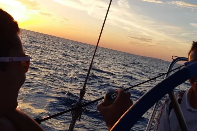 Zadar: Private Sunset Sailboat Tour with Drinks - Cruise Duration and Timing: Getting the Best Light Without Staying Too Late