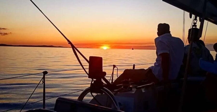 Zadar: Private Sunset Sailboat Tour with Drinks - Meeting at Obala Kneza Branimira and Boarding at the Pier by the Gas Station