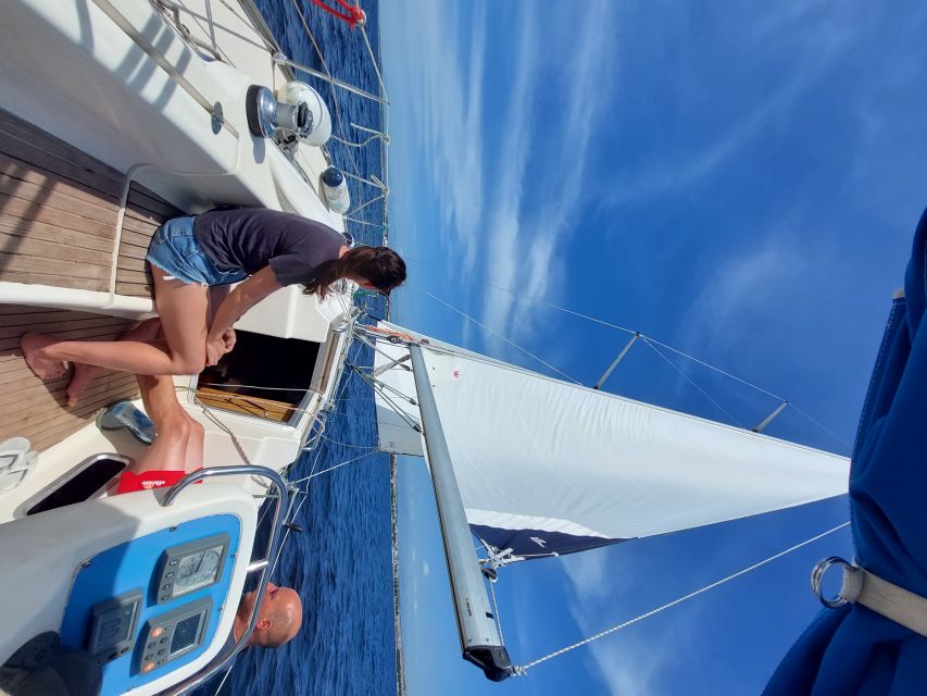 Zadar: Private Sunset Sailing Tour in Zadar Archipelago - Sailing the Zadar Channel: wine, views, and real breathing room