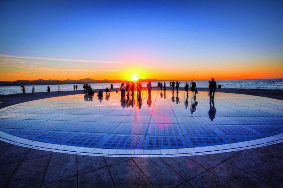 Zadar: Private Walking Tour Through 3,000 Years of History - Meeting Point, Timing, and What to Bring for the Smoothest Walk