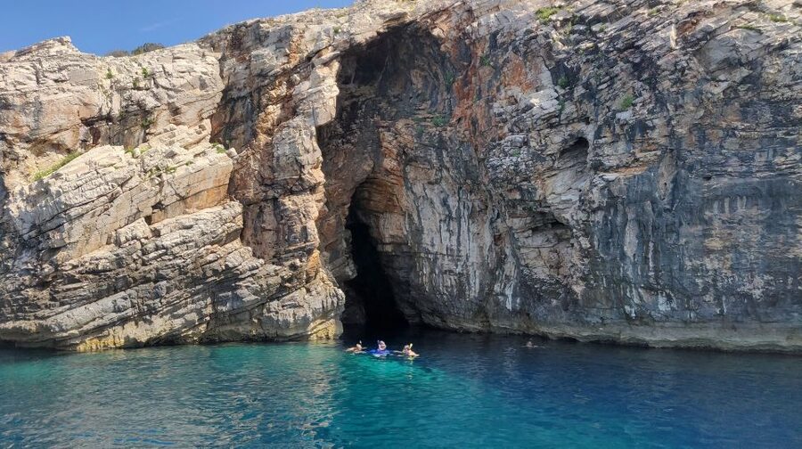 Zadar: Sakarun Bay, Golubinka Cave & Veli Žal Speedboat Tour - Key highlights worth knowing