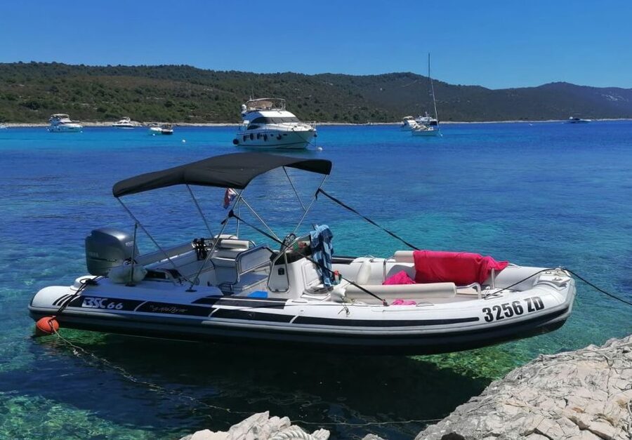 Zadar: Sakarun Bay, Golubinka Cave & Veli Žal Speedboat Tour - Zadar Marina Tankerkomerc to the outer islands of Dugi Otok