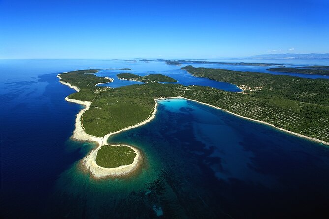 Zadar: Sakarun - Dugi otok Luxury Speedboat Tour with Lunch - Snorkeling equipment included: use it early, not later