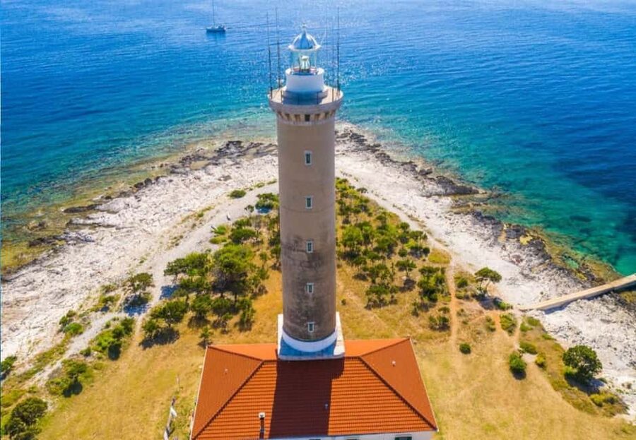 Zadar: Speedboat tour Best of 4 Islands 6 Stops with Lunch! - Pacing, group size, and the real value of $125